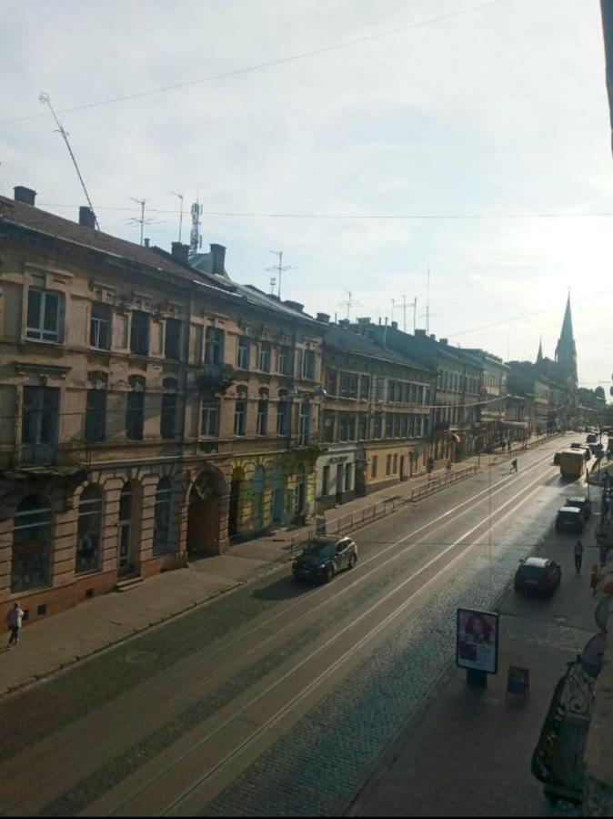 Аpartment З Балконом Жд Вокзал, Центр Apartman Lviv Kültér fotó