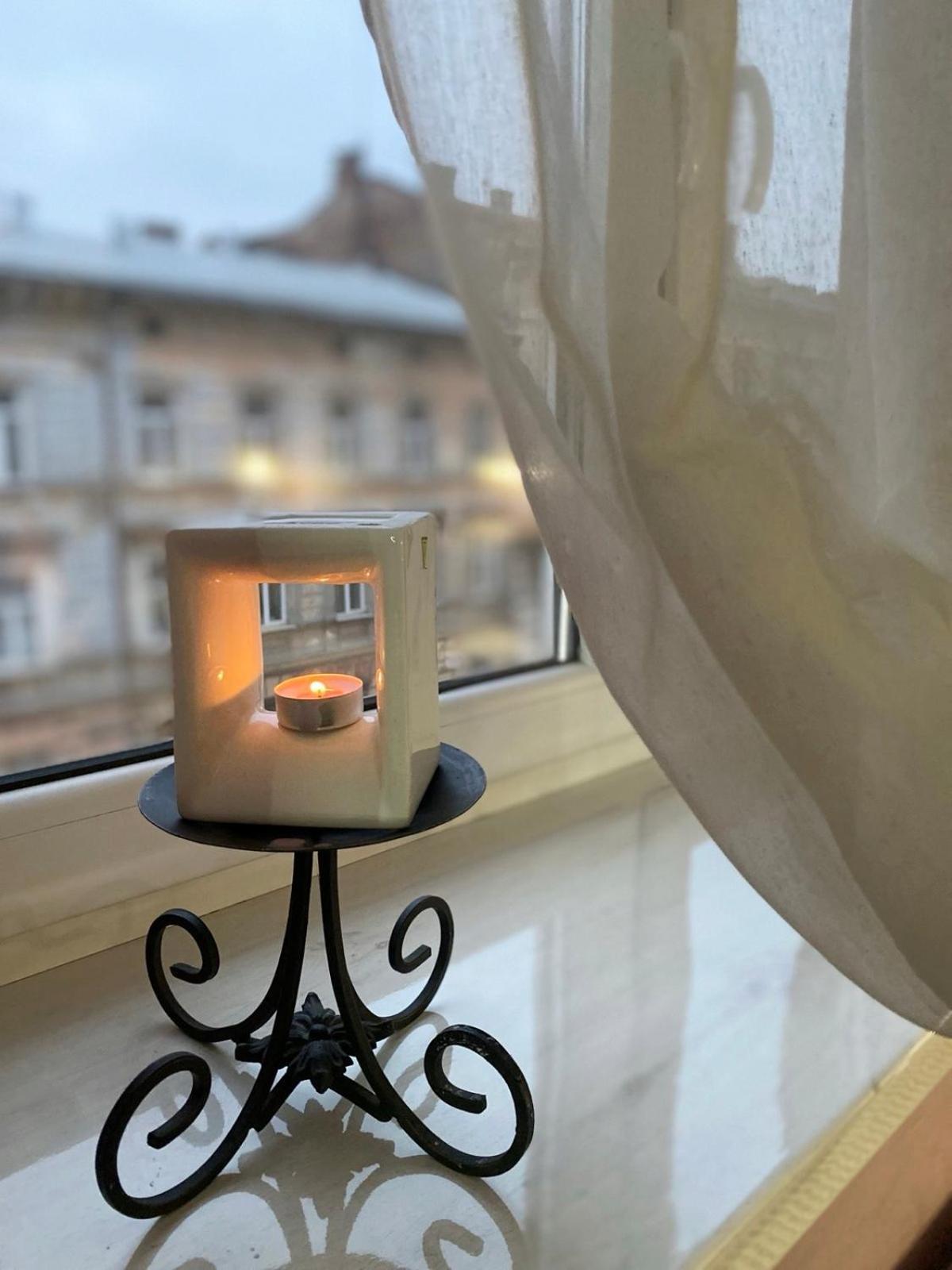 Аpartment З Балконом Жд Вокзал, Центр Apartman Lviv Kültér fotó